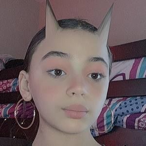 Meet your Posher, Keziah